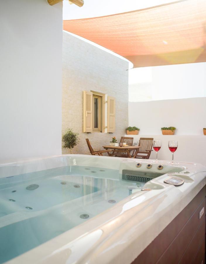 شقة Heart Of Oia - Private House With Jacuzzi المظهر الخارجي الصورة